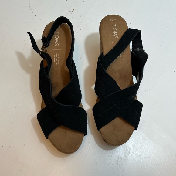 Toms Ibiza Black Suede Sandal - Size 9.5 - Picture 3 of 10